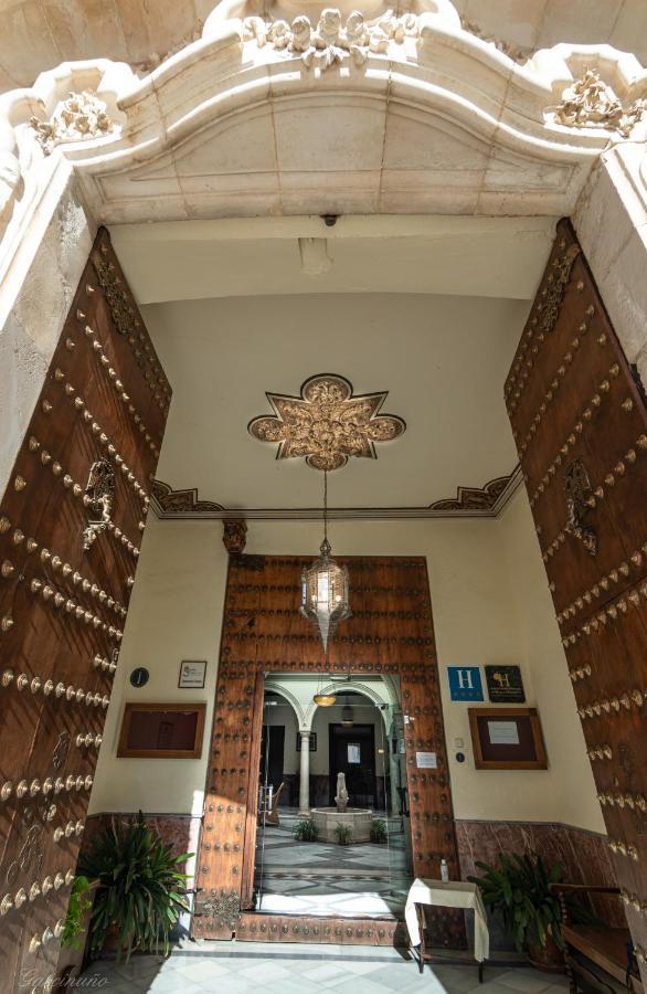 Palacio Marques De La Gomera Osuna Exterior photo
