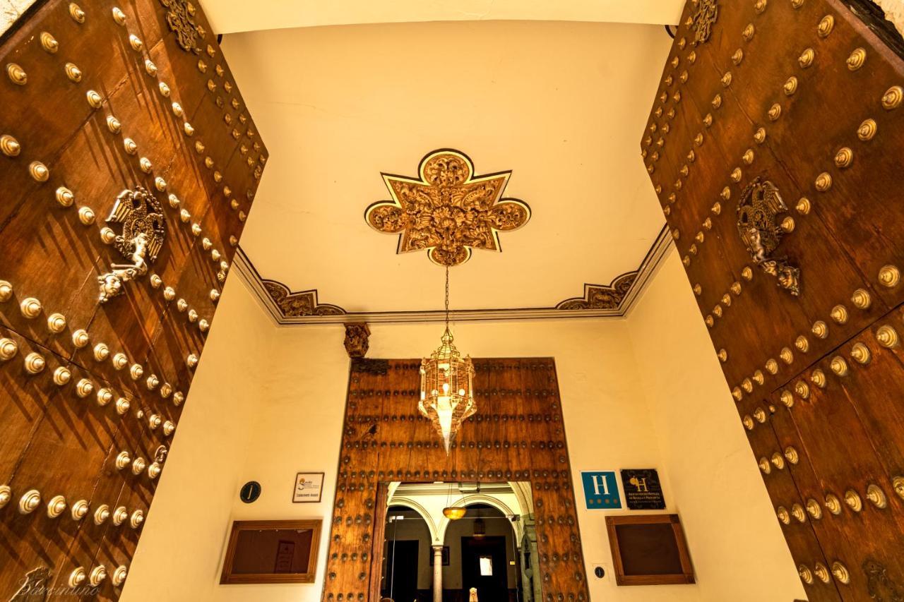 Palacio Marques De La Gomera Osuna Exterior photo